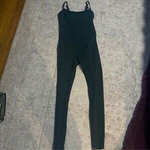 Aritzia Wilfred divinity jumpsuit romper Women's xs green